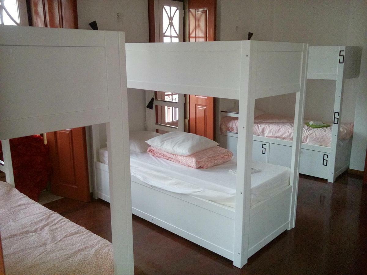 Hostel 18 康斯坦西亚 外观 照片